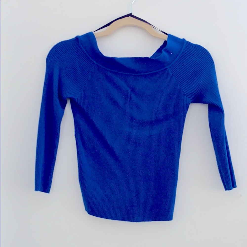 Bebe sweater top